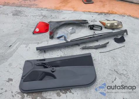 2007 Scion Tc from USA, damaged, VIN JTKDE167070188261